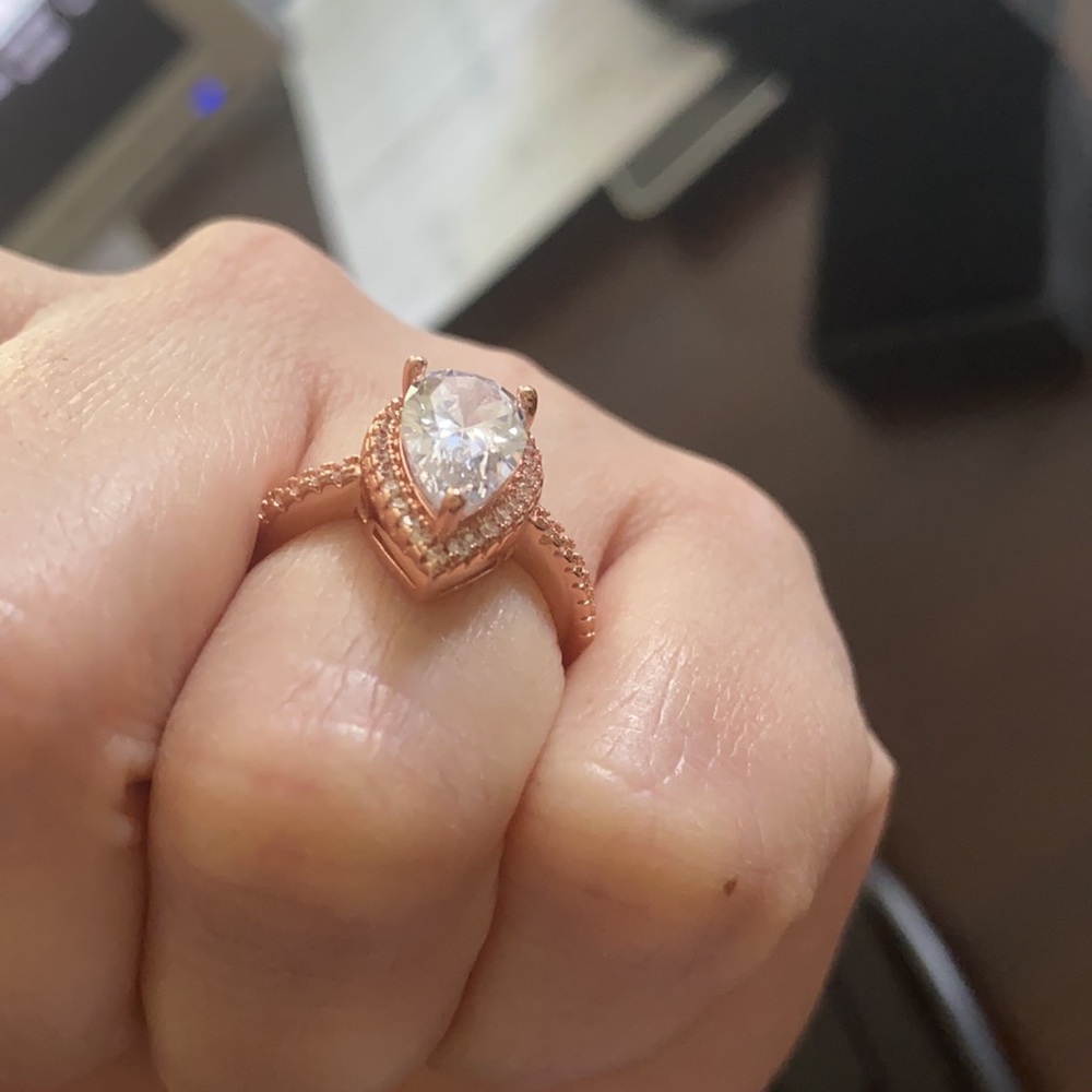 ✨Rose gold ring - Picture 4 of 5